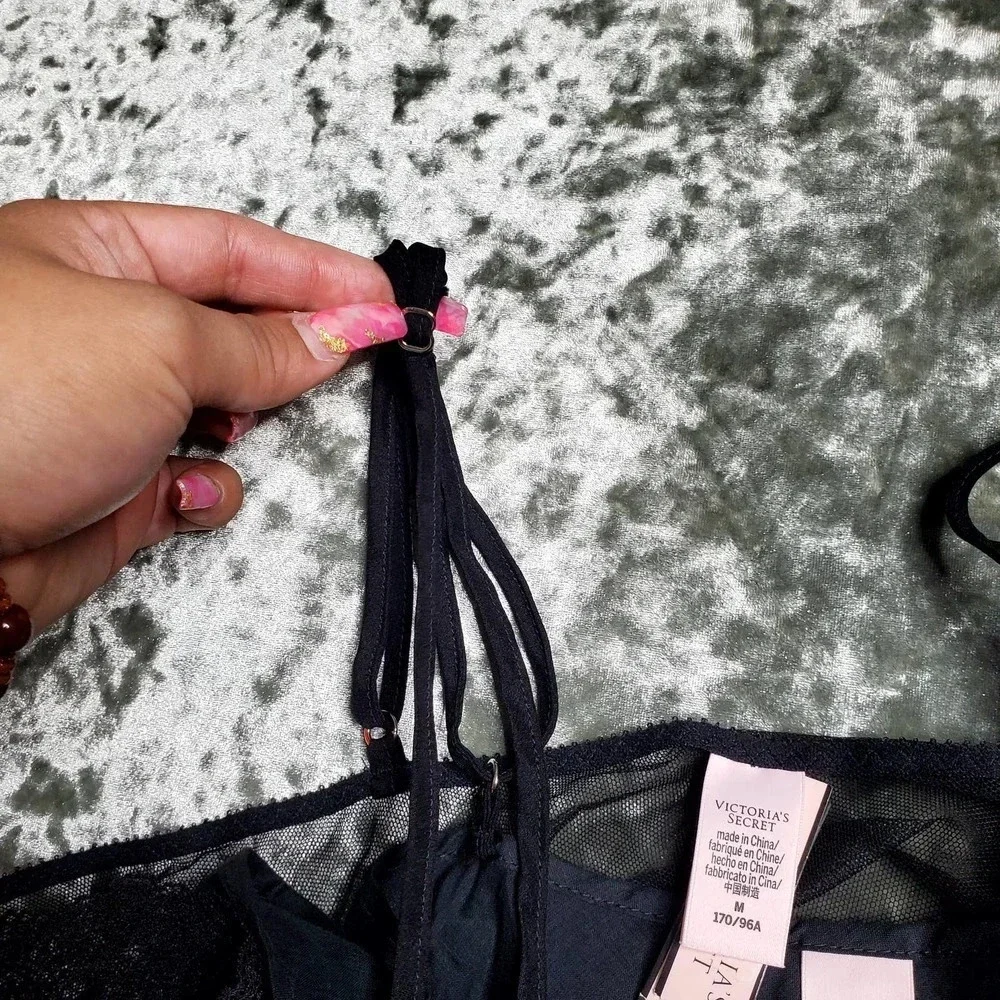Victoria's Secret Black Lace Slip‎ Size: M